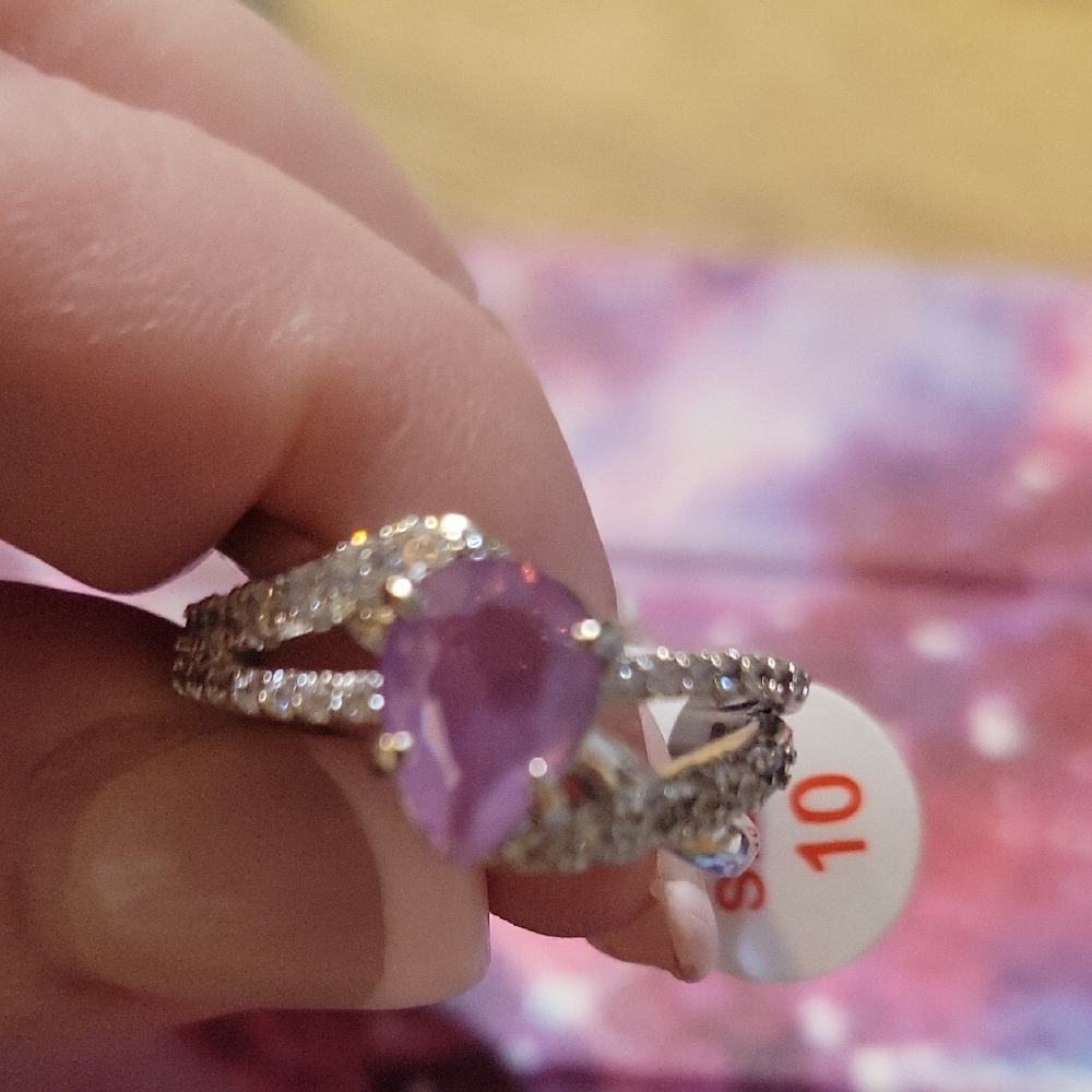 Elegant Silver and Purple Gemstone Ring